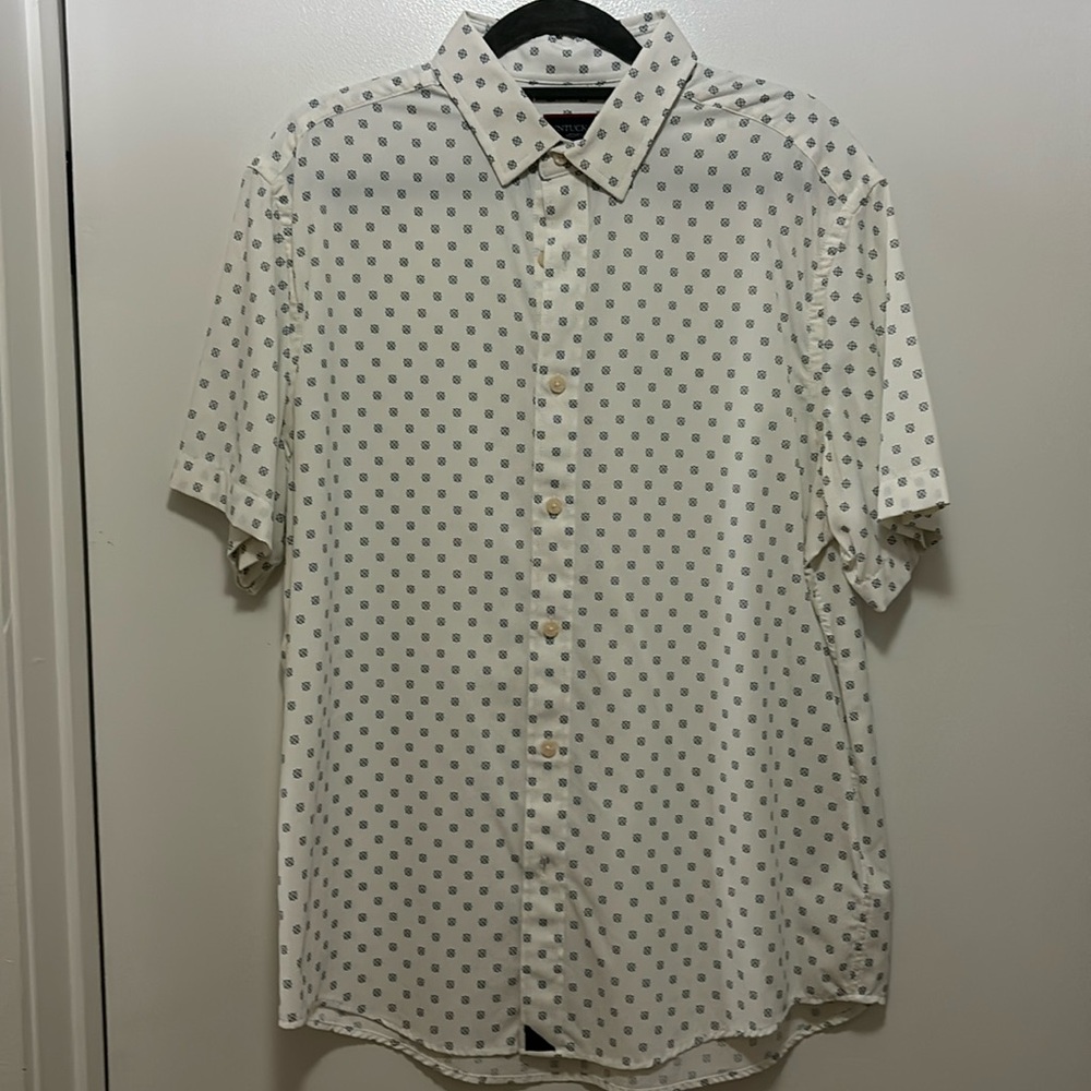 Untuckit button down short sleeve shirt